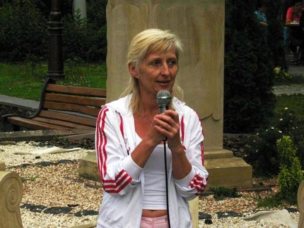 У центрі Луцька декламували вірші. ФОТО